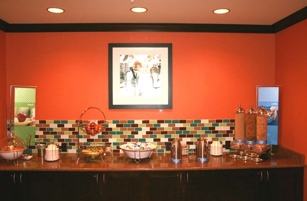 Hampton Inn And Suites Flint/Grand Blanc Restaurant bilde
